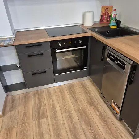 Apartamento Avrig Dinu *