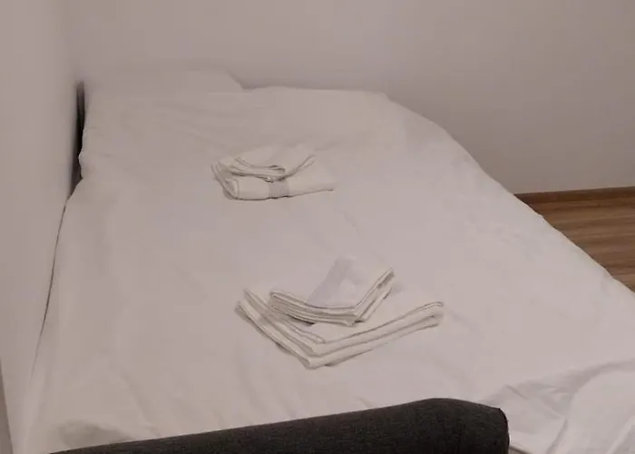 Avrig Dinu * Βουκουρέστι