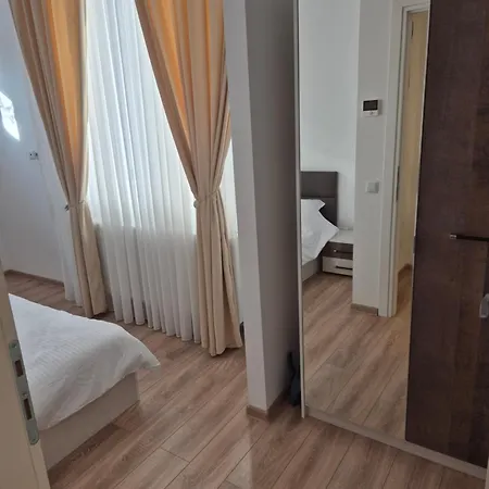 Apartamento Avrig Dinu